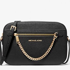 NWT Michael Kors
JET SET Crossbody
BLACK/GOLD
